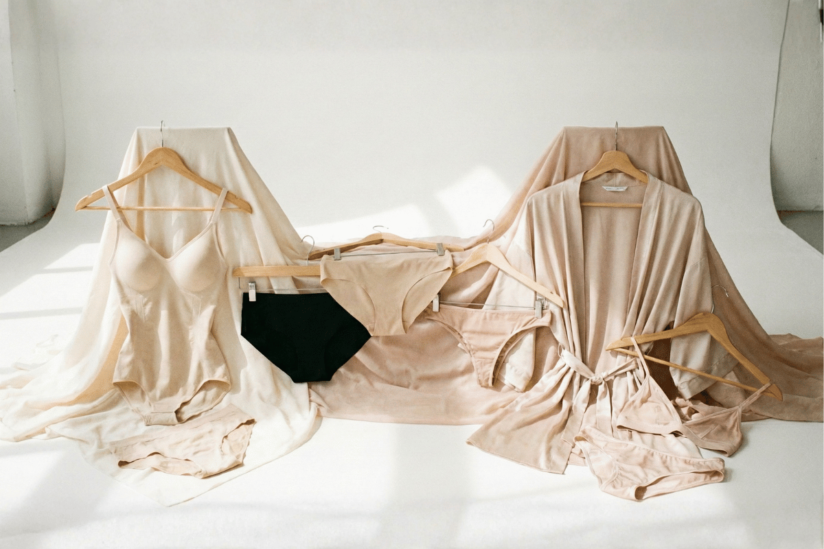 Kapsül Gardırobun Gizli Kahramanları: İç Giyim Temelleri